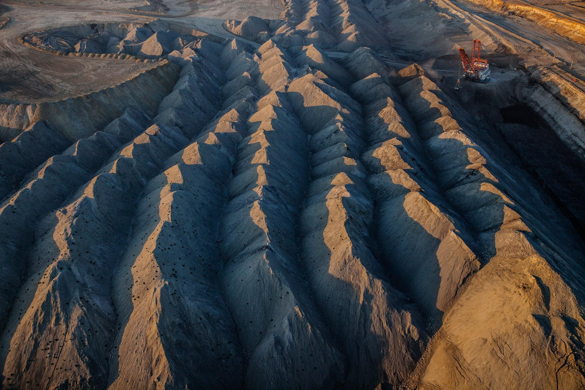 儲量高達3107億噸,延伸幾千公里,是全世界產(chǎn)量最大的煤田!